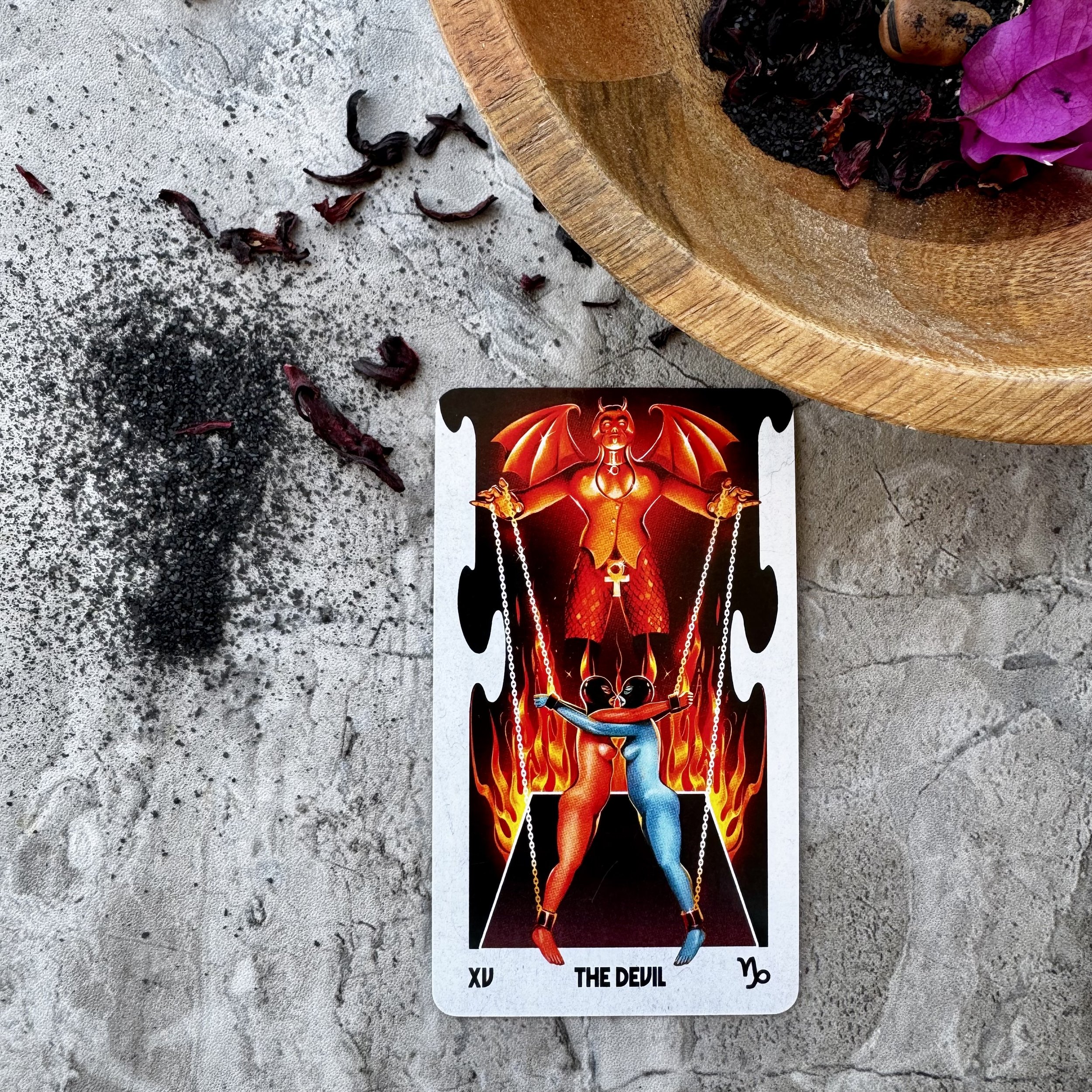 Learning to Read the Devil (the card) — Hermit's Mirror